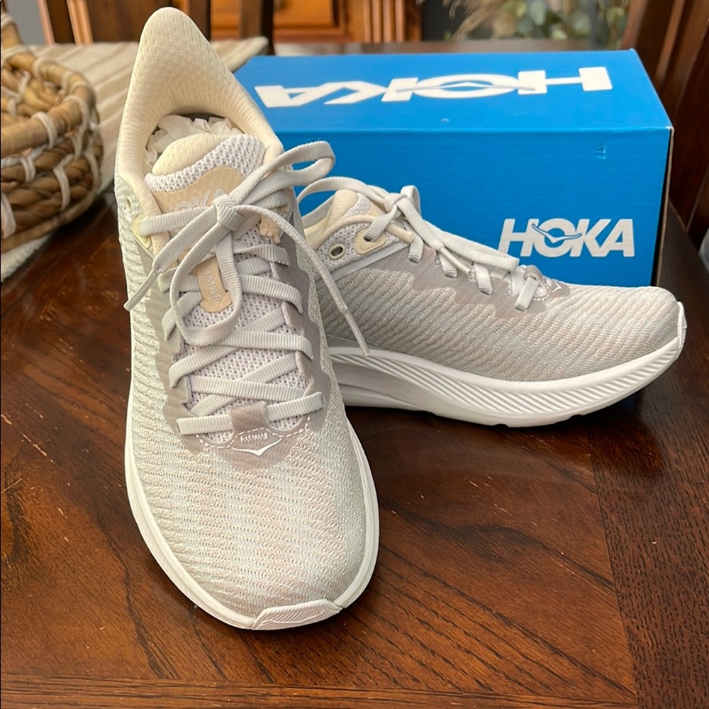 HOKA One One